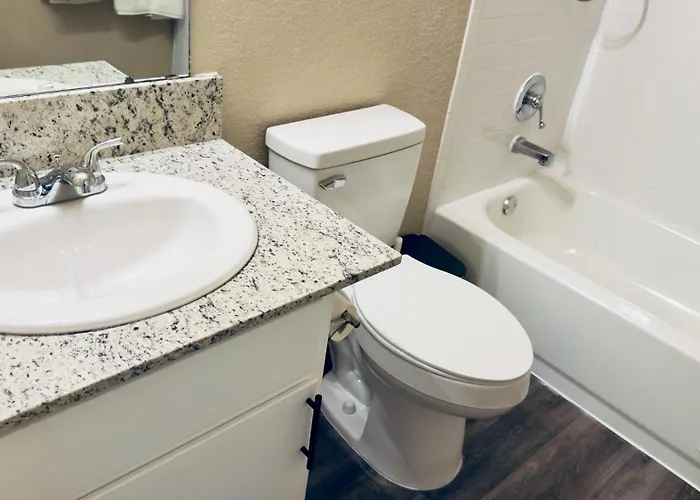 Holiday home Luxurious 4br Retreat | 10 Minutes From Hood *