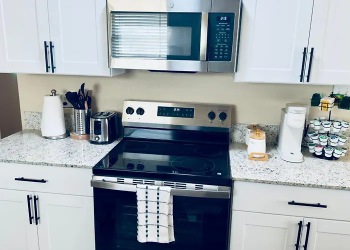 Luxurious 4br Retreat | 10 Minutes From Hood * Killeen