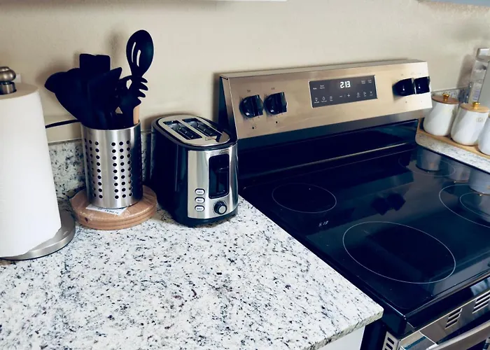Luxurious 4br Retreat | 10 Minutes From Hood Holiday home *